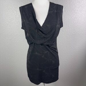 Black‎ tops with design large